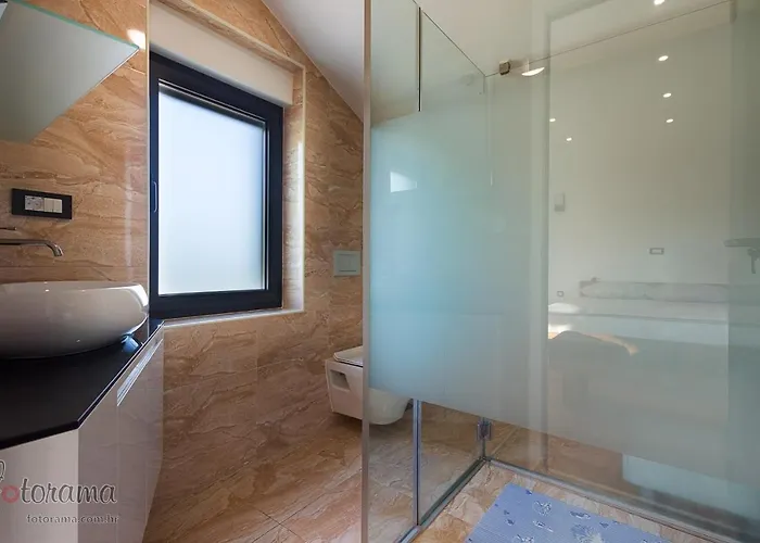 Luxury With A Swimming Pool Dolinci, Crikvenica - 13914 Grižane