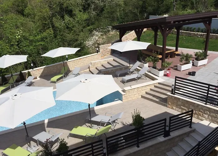 Luxury With A Swimming Pool Dolinci, Crikvenica - 13914 * Grižane